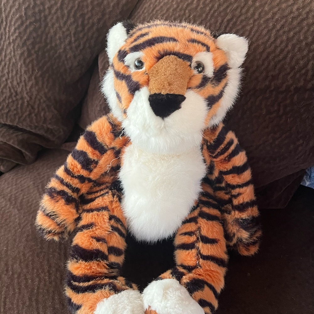 Vintage “Tickles” The Bengal Tiger
